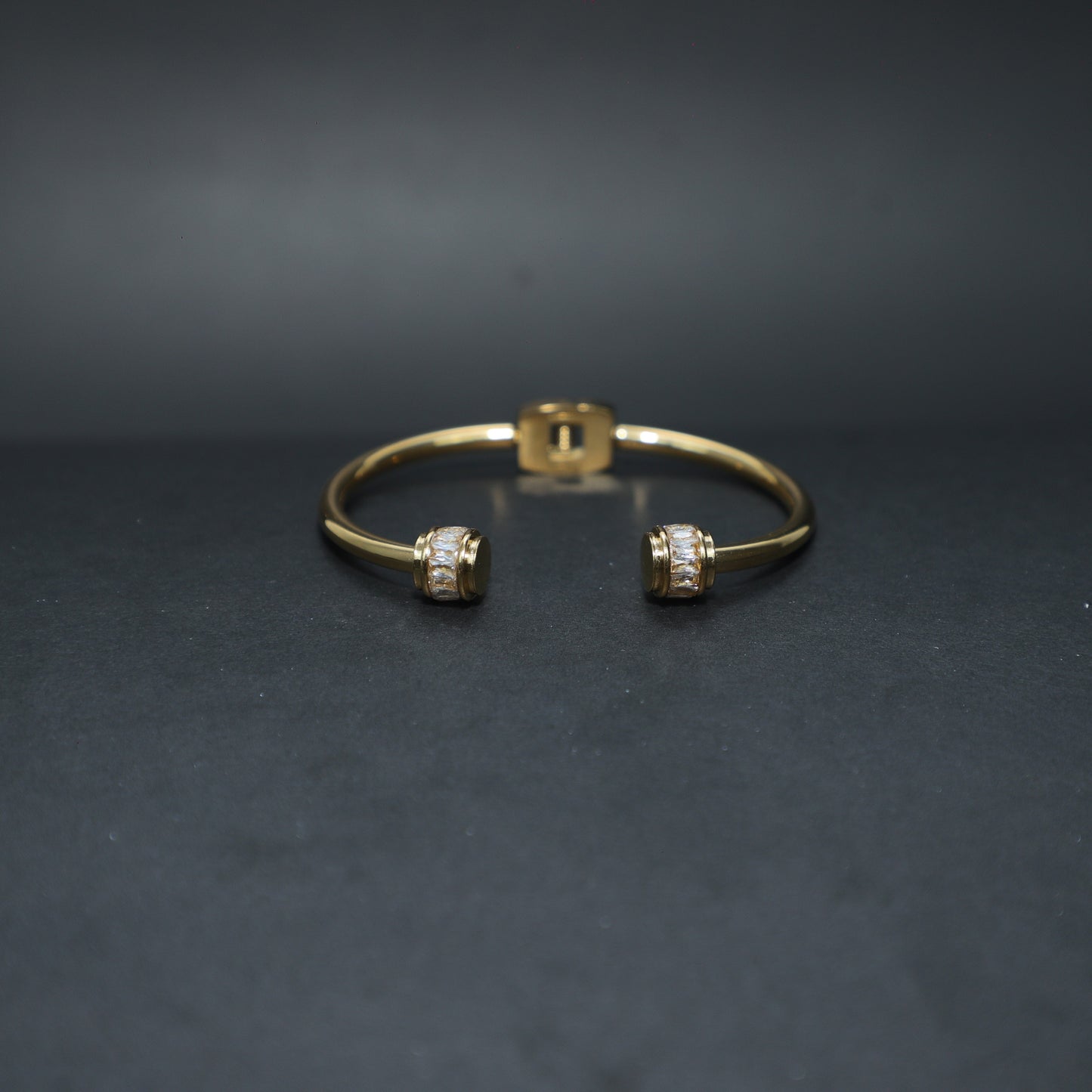 Premium Bracelets Fashion Jewelry – Stylish & Affordable | Zurii.pk