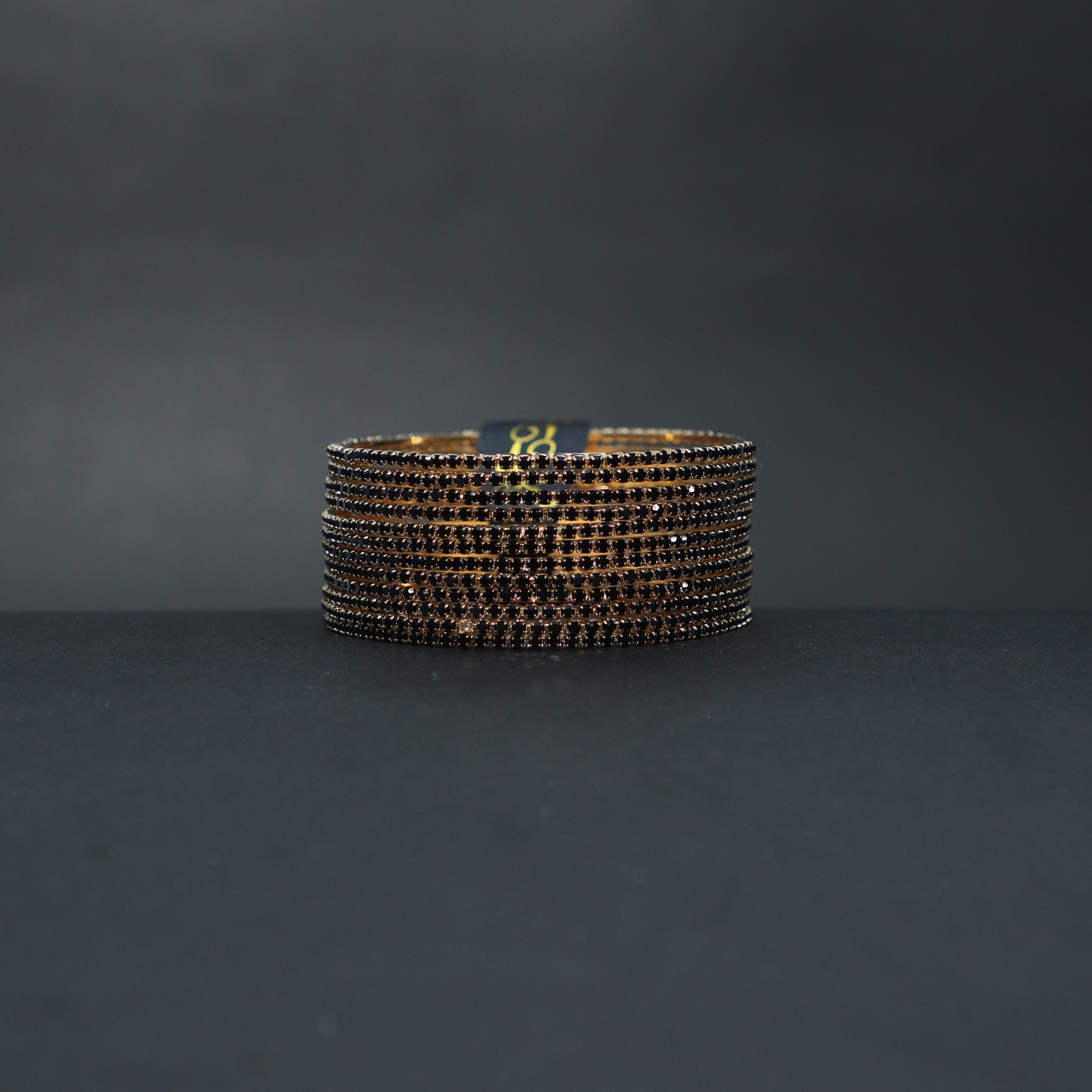 Premium Bangles Fashion Jewelry – Stylish & Affordable | Zurii.pk