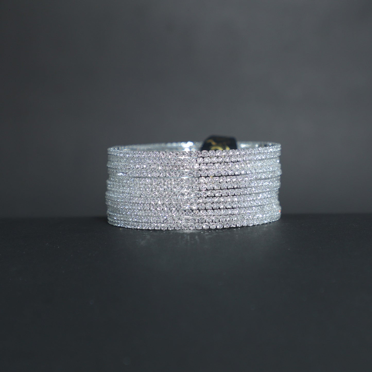 Premium Bangles Set, Fashion Jewelry – Stylish & Affordable | Zurii.pk