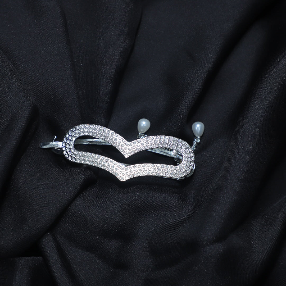 Premium Hair Clip Fashion Jewelry – Stylish & Affordable | Zurii.pk