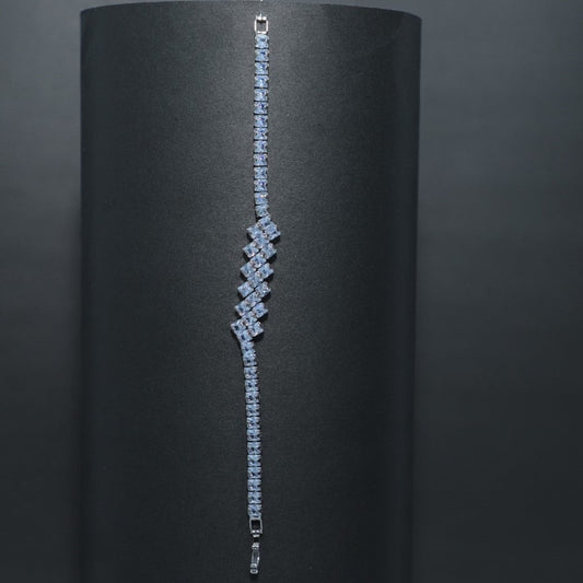 Premium Bracelets Fashion Jewelry – Stylish & Affordable | Zurii.pk