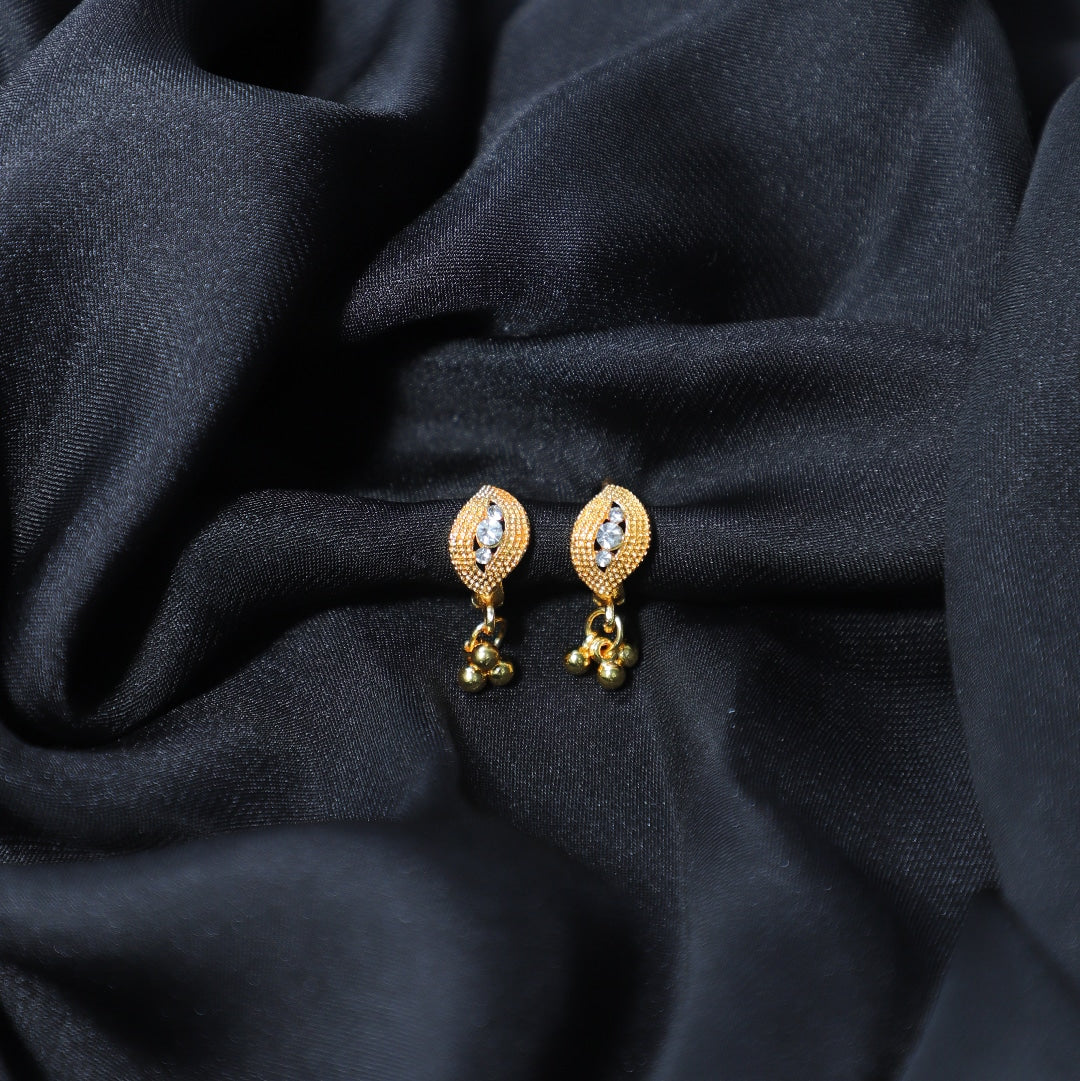 Premium Earrings Jewelry – Stylish & Affordable | Zurii.pk