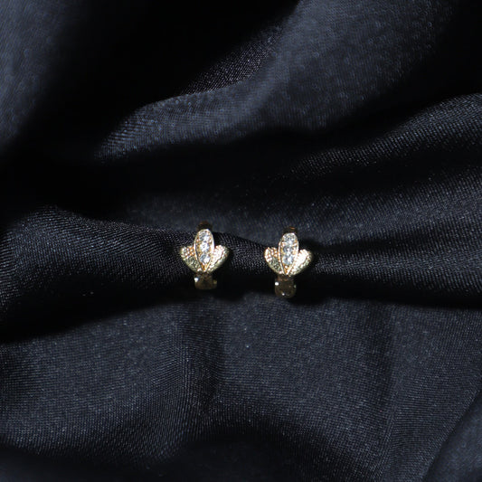 Premium Earring Tops Jewelry – Stylish & Affordable | Zurii.pk